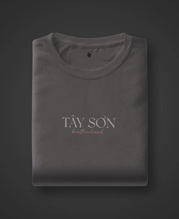 ⁦T-Shirt Name 7⁩ - الصورة ⁦2⁩
