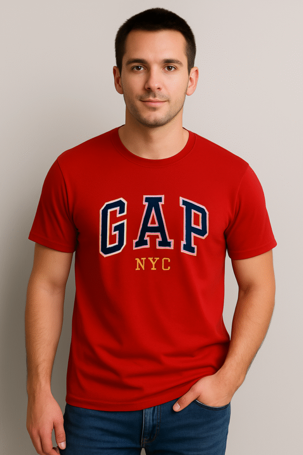 ⁦T-Shirt GAP (New Collection)⁩ - الصورة ⁦2⁩